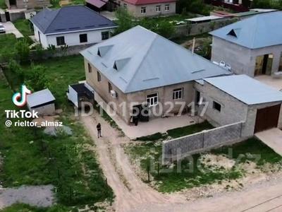 Отдельный дом · 6 комнат · 200 м² · 10 сот., мкр Алтын Орда 17 — Абдуалиев клиника жақта за 35 млн ₸ в Шымкенте, Каратауский р-н