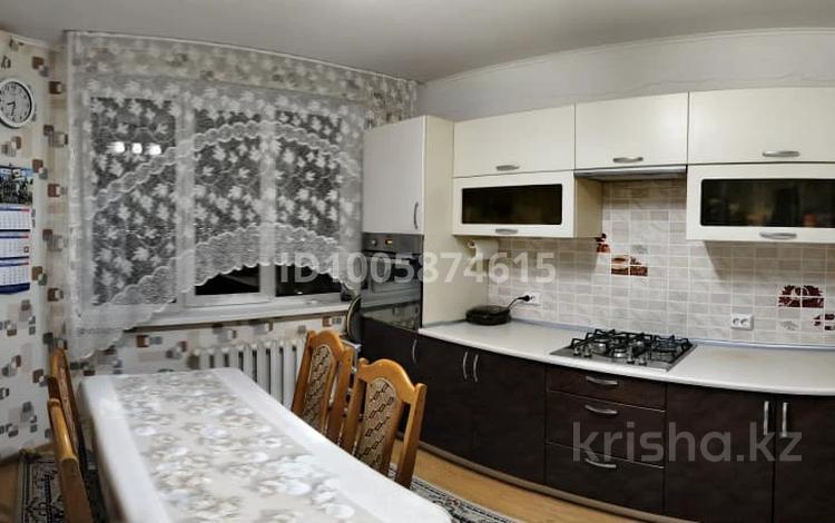 3-бөлмелі пәтер · 82.9 м² · 9/9 қабат, мкр Жана Орда 7, бағасы: 42 млн ₸ в Уральске — фото 2