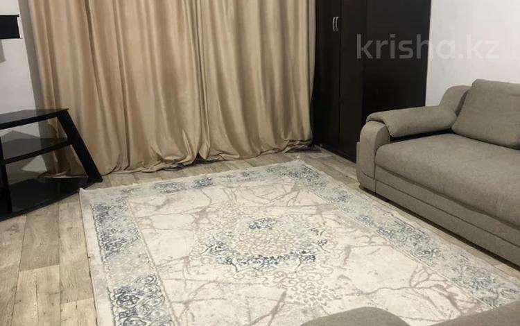 1-бөлмелі пәтер · 60 м² · 2/5 қабат, Зачаганск пгт ш/а., Мкр. Акжайк, бағасы: 120 000 ₸ в Уральске, мкр. Зачаганск пгт — фото 2