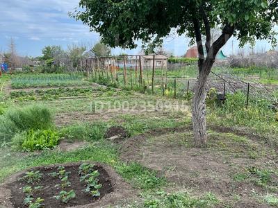 Дача · 2 комнаты · 35 м² · 10 сот., Северная 137 за 3.2 млн 〒 в Уральске