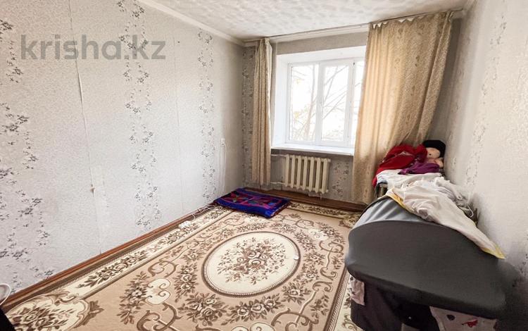 1-комнатная квартира, 28 м², 2/5 этаж, Жастар за 7.5 млн 〒 в Талдыкоргане, мкр Жастар — фото 2