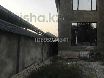 Отдельный дом · 10 комнат · 600 м² · 8 сот., мкр Самал-2, Ризалық — Байтурсынова за 170 млн 〒 в Шымкенте, Абайский р-н