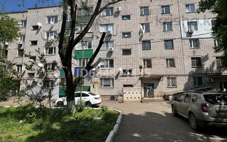 1-комнатная квартира, 32.7 м², 5/5 этаж, Аманжолова 49/1