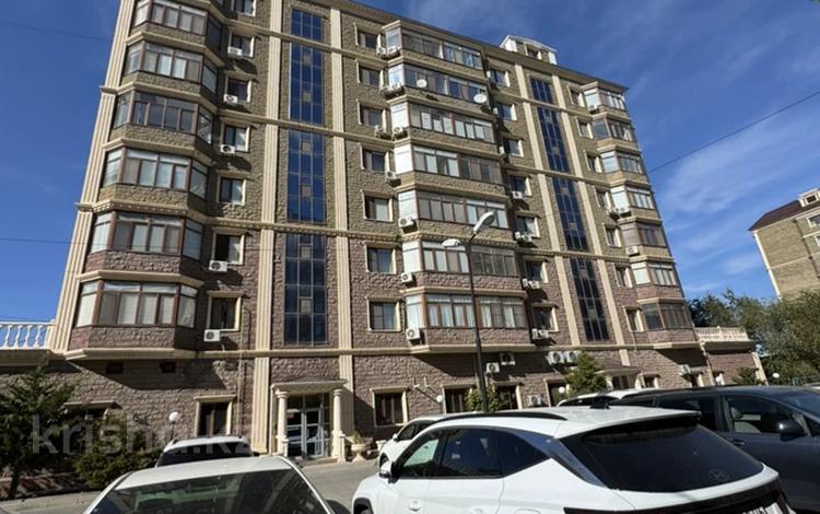 2-комнатная квартира · 77 м² · 2/9 этаж, мкр Центральный, Валиханова 13-21 за 34 млн ₸ в Атырау — фото 2