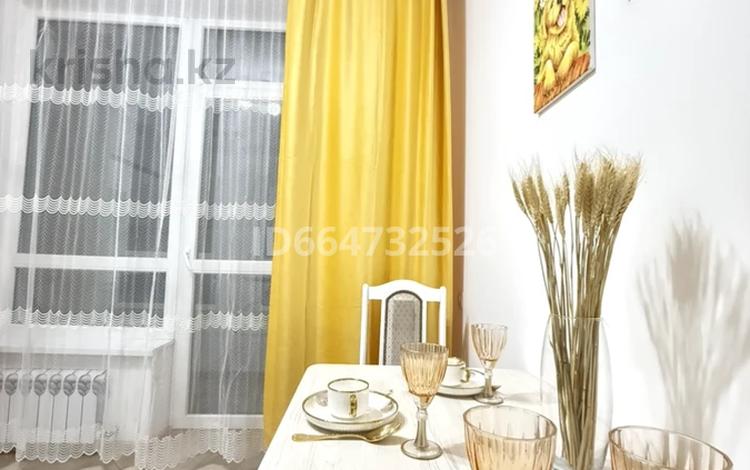 2-комнатная квартира · 75 м² · 3/7 этаж, Кабанбай батыра 60 за 350 000 ₸ в Астане — фото 30