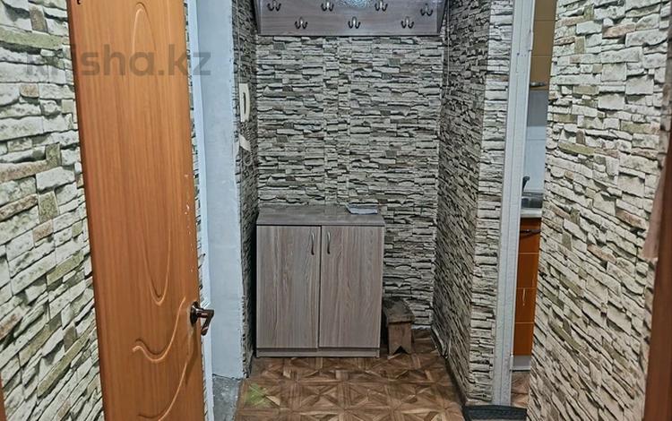 1-бөлмелі пәтер · 32 м² · 5/5 қабат, Мкр. Самал 11а, бағасы: 10.8 млн 〒 в Талдыкоргане, мкр Самал — фото 2