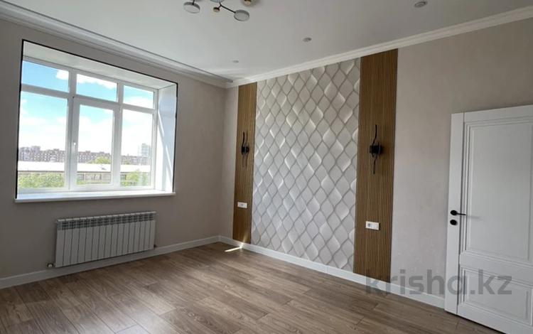 3-комнатная квартира · 67 м² · 6/13 этаж, Карбышева — Язева, Строителей, Муканова за 37 млн ₸ в Караганде, Казыбек би р-н — фото 2
