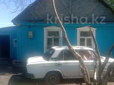 Отдельный дом · 2 комнаты · 60 м² · 10 сот., Елены Мейтина — Возле школы # 5 за 2 млн 〒 в Макинске