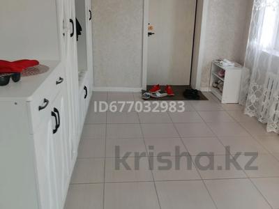 Продажа домов и дачи в Павлодарской обл.: Отдельный дом · 5 комнат · 340 м² · 8 сот., 18-й микрорайон — Энергетика Мухтар Ауэзова за 51 млн 〒 Отдельный дом · 5 комнат · 340 м² · 8 сот., 18-й микрорайон — Энергетика Мухтар Ауэзова за 51 млн 〒 в Экибастузе
