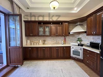 4-бөлмелі пәтер · 150 м² · 7/10 қабат, Момышулы 2в, бағасы: 61.9 млн ₸ в Астане, Алматы р-н