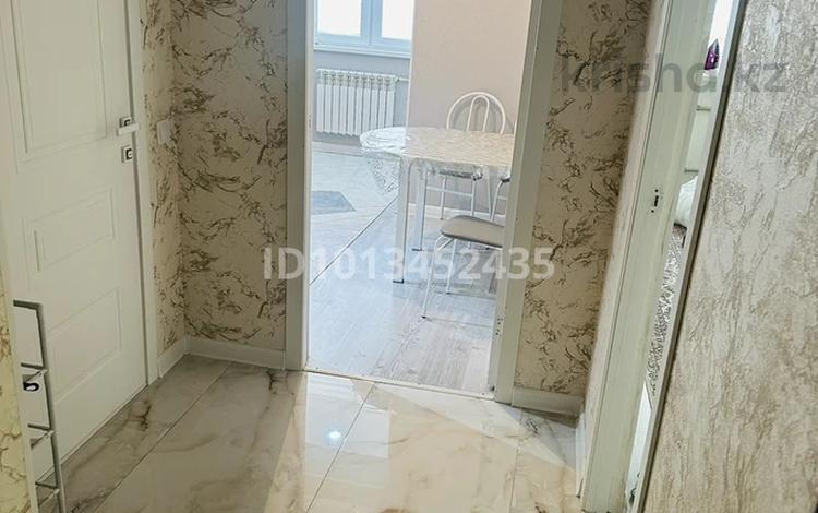 1-бөлмелі пәтер · 40 м² · 1/6 қабат, мкр 38, 38 мкрн 3, бағасы: 140 000 ₸ в Актау, 38-й мкр — фото 2