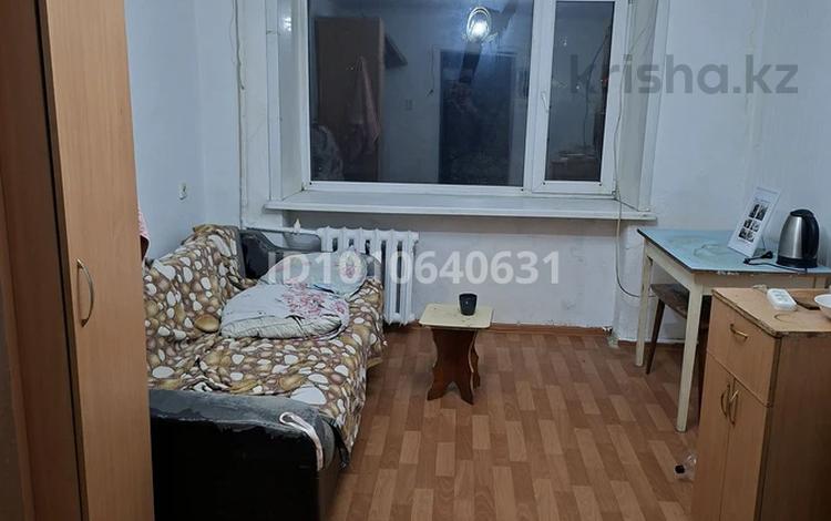 1-комнатная квартира · 13.5 м² · 2/5 этаж, Камзина 6 за 4.7 млн ₸ в Павлодаре — фото 2