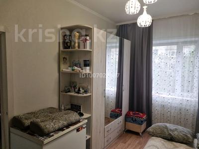 4-бөлмелі пәтер · 84 м² · 2/5 қабат, Есенберлина 65 — 6 микрорайон, бағасы: 42 млн 〒 в Жезказгане