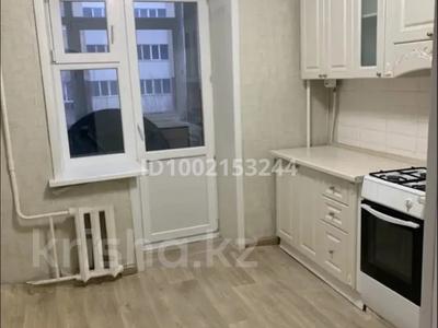 2-бөлмелі пәтер · 51 м² · 3 қабат, Кумисбекова 6/1 — Абая, сейфуллина, бағасы: 25 млн ₸ в Астане, Сарыарка р-н