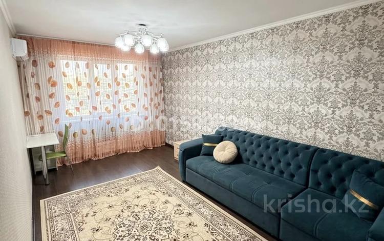 2-комнатная квартира · 45 м² · 2/4 этаж, мкр №8 — Абая- Утеген батыра за 300 000 ₸ в Алматы, Ауэзовский р-н — фото 2