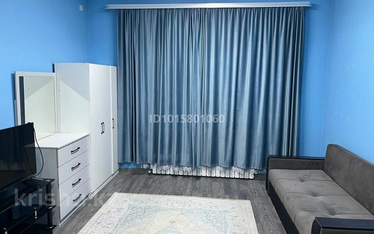 1-бөлмелі пәтер · 30 м² · 1/12 қабат, Ақкент ш/а., бағасы: 180 000 ₸ в Алматы, Алатауский р-н — фото 2