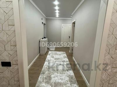 2-комнатная квартира, 74.9 м², 2/5 этаж, желтоксан 1/6 — караван за 29 млн 〒 в Уральске