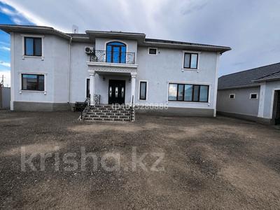 Отдельный дом · 4 комнаты · 266 м² · , мкр Оркен, Мкр. Өркен, ул. №43, д. 77А, 77а — Мкр. Өркен, ул. №43, находится по главной дороге в сторону Еркин кала, напротив магазина клубничный рай. за 74 млн ₸ в Атырау