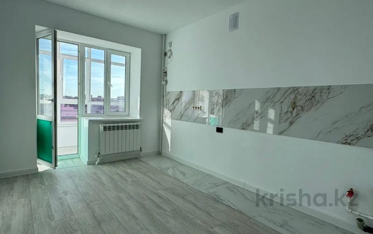 2-комнатная квартира · 60 м² · 9/10 этаж, мкр. Алтын орда за 27.5 млн ₸ в Актобе — фото 2