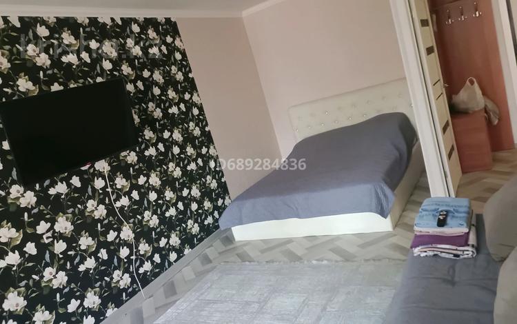 1-бөлмелі пәтер · 35 м² · 1/5 қабат, Абылай Хана 10 — Кенесары, бағасы: 3 000 ₸ в Астане, Алматы р-н — фото 2