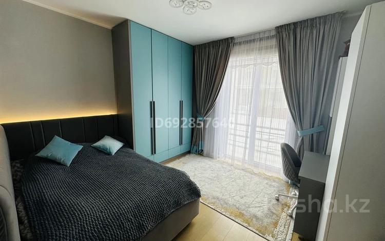 2-комнатная квартира, 90 м² посуточно, Батырбекова 26 за 17 000 〒 в Туркестане — фото 7