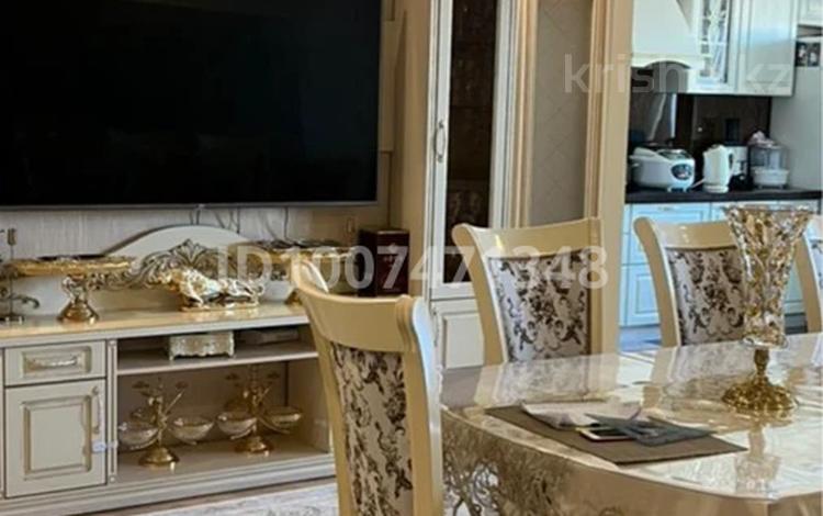 4-бөлмелі пәтер · 121.5 м² · 8/10 қабат, Сейфуллина — Курмангазы, бағасы: 210 млн ₸ в Алматы, Алмалинский р-н — фото 2