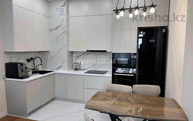 2-комнатная квартира · 50 м² · 8/14 этаж, E669 4 за 40 млн 〒 в Астане, Есильский р-н — фото 2