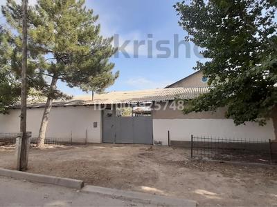 Отдельный дом · 10 комнат · 300 м², мкр Ынтымак-2 30 — Кара су за 300 000 〒 в Шымкенте, Абайский р-н