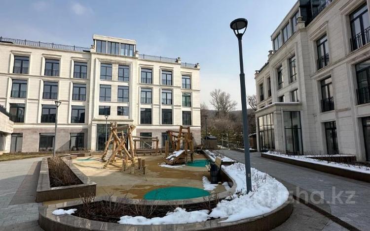 4-комнатная квартира · 264.3 м² · 1/3 этаж, мкр Юбилейный, Ондасынова за 330 млн 〒 в Алматы, Медеуский р-н — фото 7