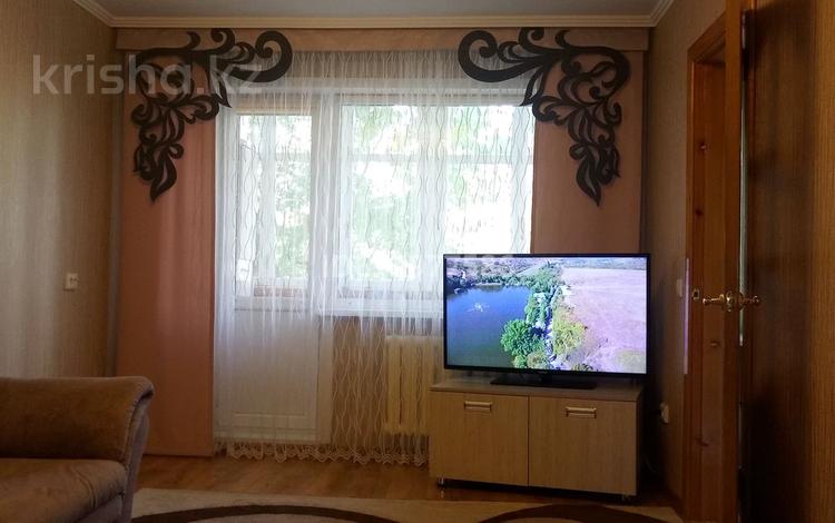 3-комнатная квартира, 62.1 м², 3/5 этаж, Айманова 3 за 24 млн 〒 в Павлодаре — фото 2