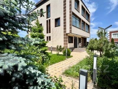 Отдельный дом · 6 комнат · 485 м² · 14.1 сот., мкр Казахфильм 3 — Школа 189 за 700 млн ₸ в Алматы, Бостандыкский р-н