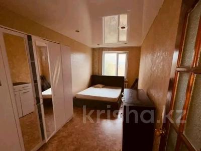 2-комнатная квартира · 44 м² · 5/5 этаж, мкр Айгуль, С.Тюленина за 10.5 млн 〒 в Уральске