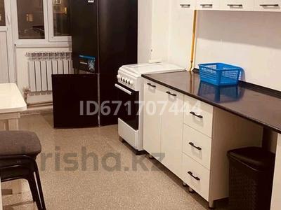 2-бөлмелі пәтер · 57 м² · 2/5 қабат, 15 мкр. 999, бағасы: 100 000 ₸ в Таразе
