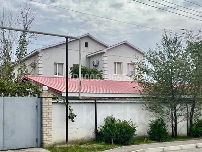 Отдельный дом · 6 комнат · 330 м², 29-й мкр, 29-й мкр, Толкын 1 122 — Толкын 1 за 1.2 млн 〒 в Актау