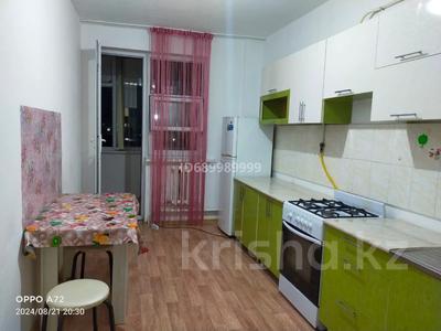 Аренда квартир в Жамбылской обл.: 2-комнатная квартира · 72 м² · 4/5 этаж · помесячно, Байтерек 10 Б за 130 000 〒 2-комнатная квартира · 72 м² · 4/5 этаж · помесячно, Байтерек 10 Б за 130 000 〒 в Таразе
