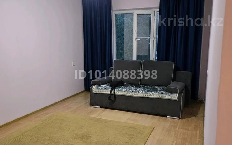 4-комнатная квартира · 83.8 м² · 4/5 этаж, мкр Аксай-5, Момышулы 20 за 320 000 ₸ в Алматы, Ауэзовский р-н — фото 2