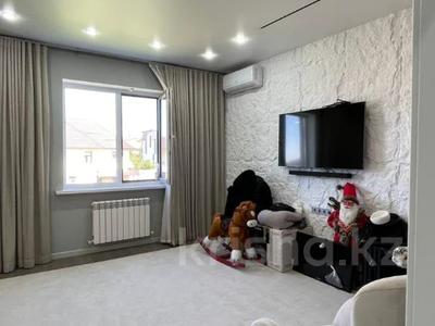 4-комнатная квартира · 215 м² · 1/3 этаж, Ракышева 14 за 132 млн 〒 в 