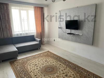 2-комнатная квартира, 64 м², 5/7 этаж помесячно, мкр. Алтын орда, Мкр Батыс 2 49Д за 160 000 〒 в Актобе, мкр. Алтын орда