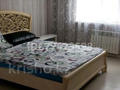 2-бөлмелі пәтер, 57 м², 5/5 қабат тәулігіне, 17-й мкр 102, бағасы: 10 000 〒 в Актау, 17-й мкр