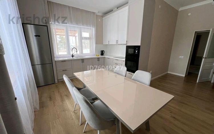 Отдельный дом · 4 комнаты · 160 м² · 20 сот., Буранная 17/2 за 75 млн ₸ в Усть-Каменогорске — фото 3