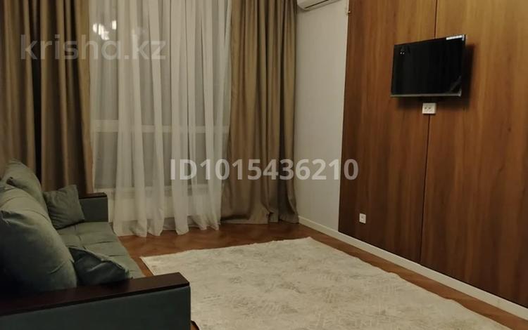 1-комнатная квартира · 37 м², мкр Нуркент, Турара Рыскулова 2Б/1 за 200 000 ₸ в Алматы, Алатауский р-н — фото 2