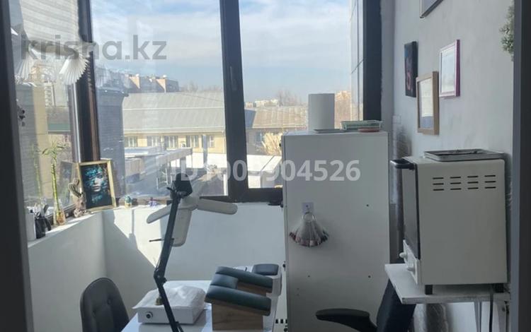 Салоны красоты · 6 м² за 25 000 〒 в Алматы, Алмалинский р-н — фото 2