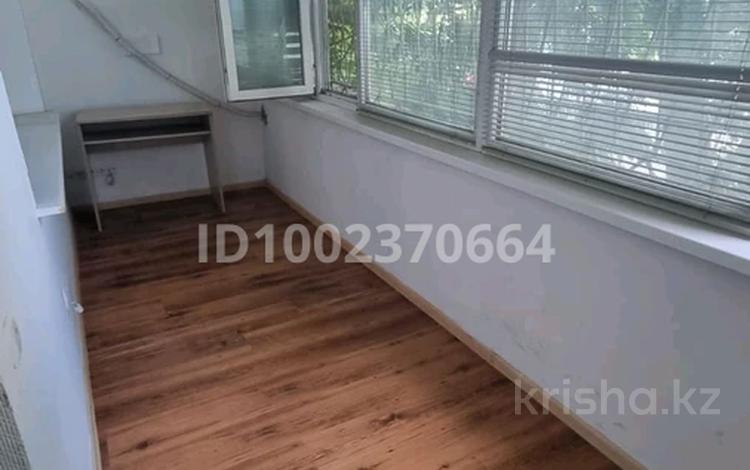 2-комнатная квартира · 50 м² · 1/5 этаж, 6-й мкр 26 — Вдоль дороги под офис можно за 150 000 〒 в Актау — фото 6