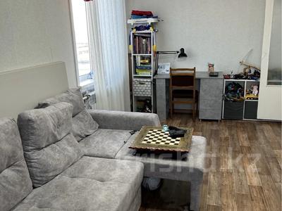 3-комнатная квартира · 62 м² · 5/5 этаж, Молодёжная 51/2 за 10.5 млн 〒 в Шахтинске