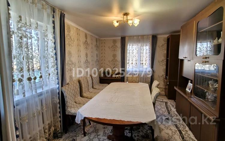 Отдельный дом · 4 комнаты · 80 м² · 10 сот., Ул.Четвёртая 51 — Оядом Строительный базар,Автобаза,Кирпичка за 20.5 млн 〒 в Талгаре — фото 2