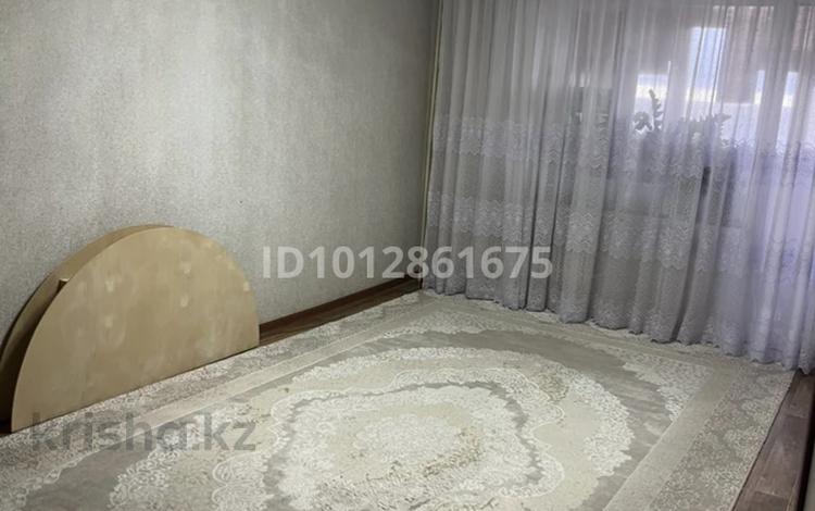 2-комнатная квартира · 48 м² · 7/9 этаж, 26-й мкр 29 — Жақсы, ыңғайлы жерде, мектеп, балабақша, Халықбанк, Достық, аялдама бәрі жақын жерде орналасқан. Лифт бар, үйдің құжаты жағынан бәрі дұрыс. Балкон жабық, пластик терезе, заттар салып қоюға ыңғайлы шкафтар бар. за 12.7 млн ₸ в Актау — фото 2