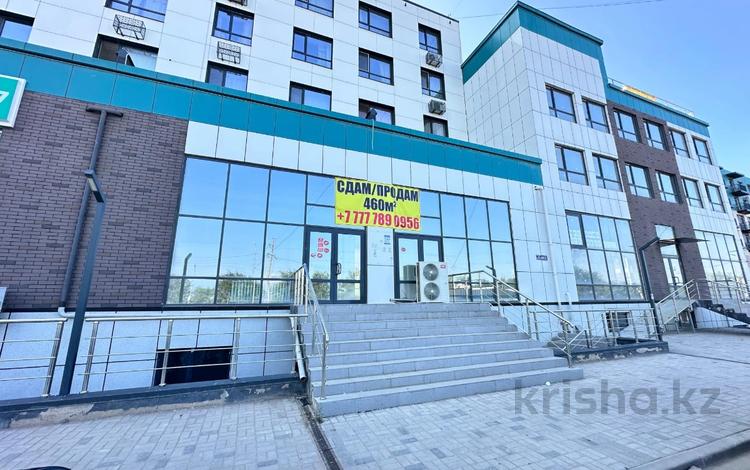 Свободное назначение, офисы, магазины и бутики, склады, общепит, салоны красоты, бани, гостиницы и зоны отдыха, фитнес и спорт, медцентры и аптеки, образование, развлечения, конференц-залы, кабинеты и рабочие места, студии · 460 м² за 2.6 млн ₸ в Алматы, Алатауский р-н — фото 2