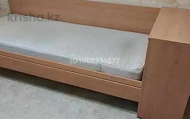 1 бөлме · 13 м², Сатпаева 5, бағасы: 150 000 ₸ в Усть-Каменогорске — фото 2