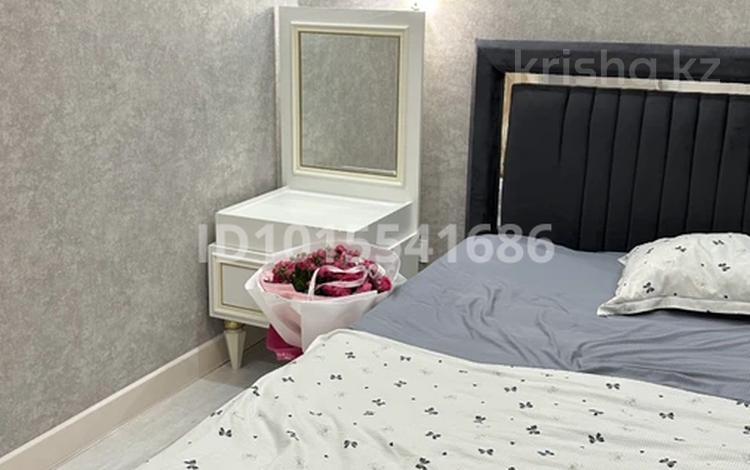 1-комнатная квартира · 47 м² · 9/10 этаж, 18А мкр — Премиум плаза Теңізге жақын орналаскан касвнда барлык зат бар за 15 000 ₸ в Актау — фото 2