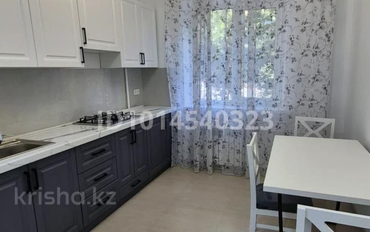1-комнатная квартира · 40 м² · 2/9 этаж, Толе би 177 — Ауэзова за 300 000 ₸ в Алматы, Алатауский р-н — фото 2